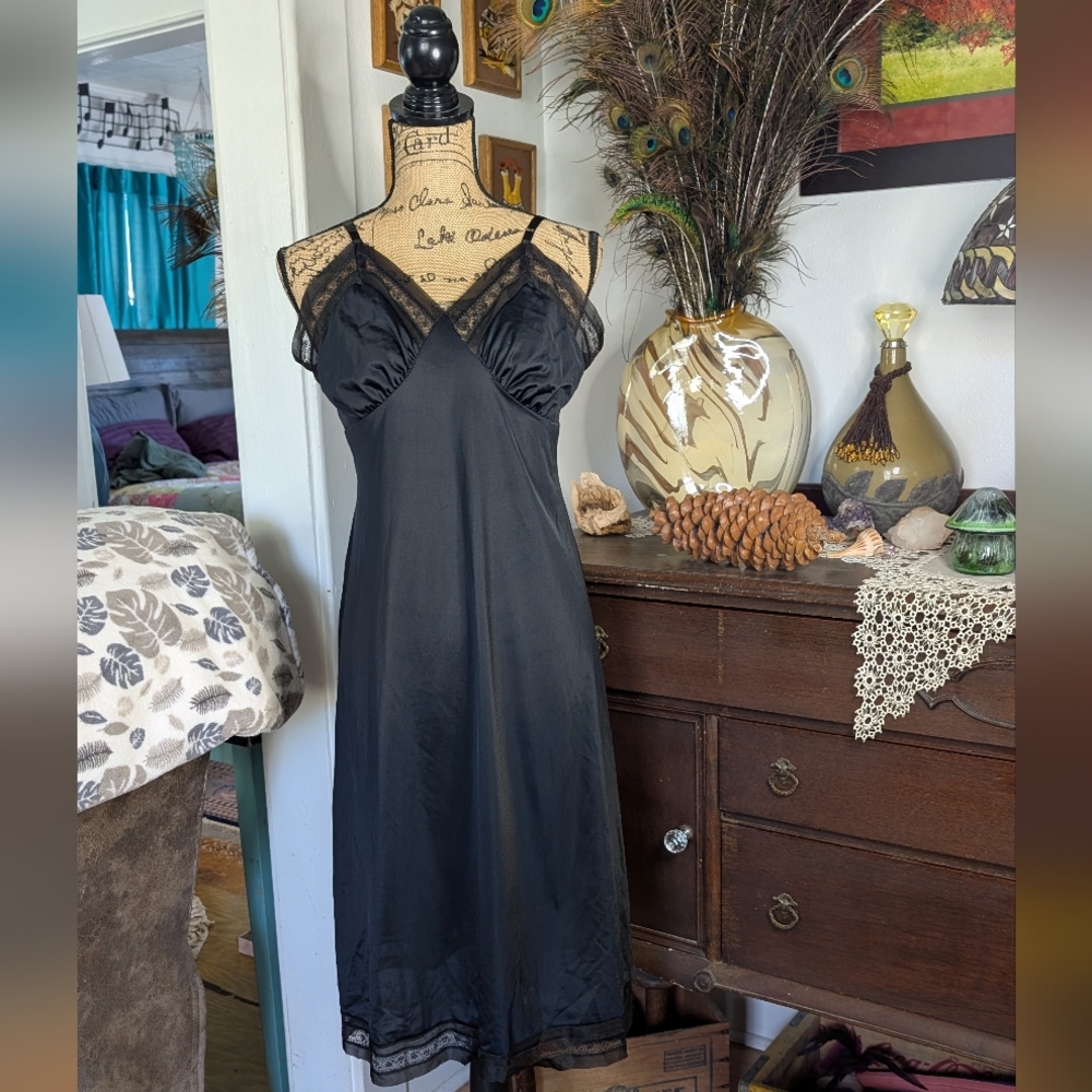 Vintage Lorraine Black Lace Slip Dress Sz 38